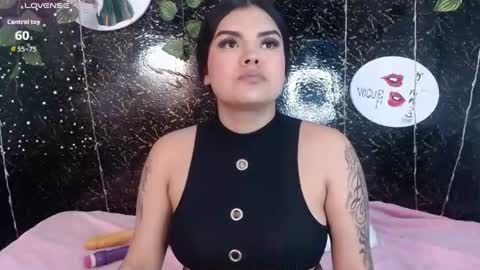 Gianna lopez online show from 06-19-26, 07:17