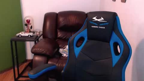 Gianni online show from 12-01-24, 07:03