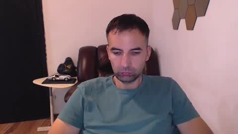 Gianni online show from 10-13-25, 02:17