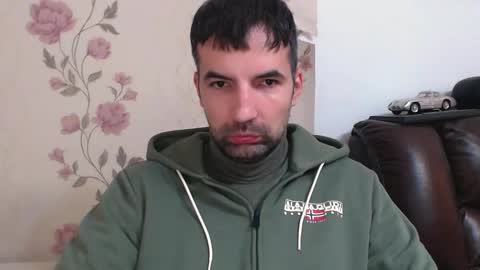 Snapshot of gianni_lion chatting on 04-04-26, 02:25 Gianni online show from 04-04-26, 02:25
