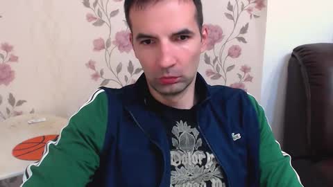 Snapshot of gianni_lion chatting on 04-25-26, 09:45 Gianni online show from 04-25-26, 09:45