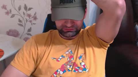 Snapshot of gianni_lion chatting on 05-05-26, 05:21 Gianni online show from 05-05-26, 05:21