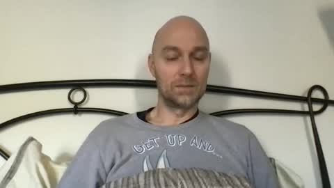 giannipaciotti online show from 02-25-26, 09:19