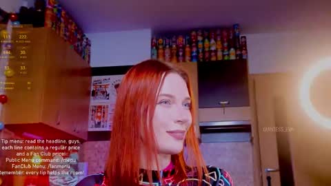 Snapshot of giantess_eva chatting on 09-26-25, 04:22 Eva online show from 09-26-25, 04:22