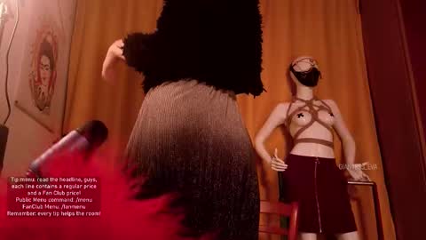 Snapshot of giantess_eva chatting on 10-19-25, 05:02 Eva online show from 10-19-25, 05:02