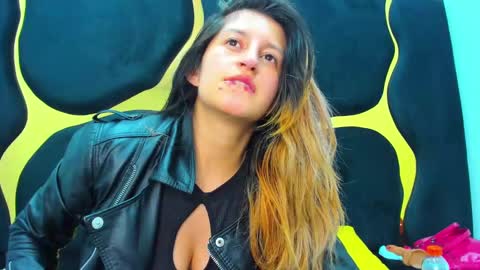 GiaRoussel online show from 03-08-25, 08:35