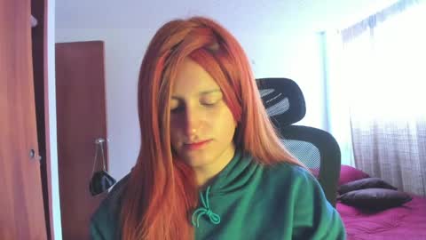 GiaRoussel online show from 04-24-26, 04:20