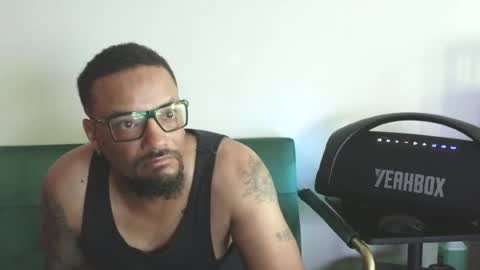 Snapshot of gifted_bucknasty chatting on 06-19-26, 04:11 Gifted online show from 06-19-26, 04:11