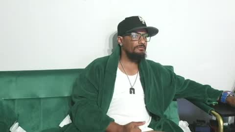 Snapshot of gifted_bucknasty chatting on 07-03-26, 04:24 Gifted online show from 07-03-26, 04:24