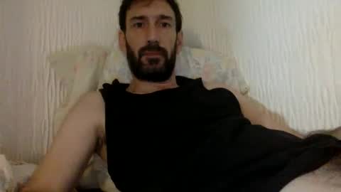 iggy online show from 11-30-25, 01:59