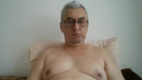 Snapshot of gigi1970 chatting on 05-20-26, 07:58 gigi1970 online show from 05-20-26, 07:58