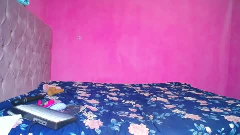 GIGI STCOTT online show from 06-17-26, 02:03