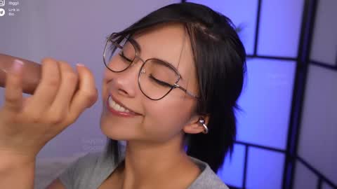 Snapshot of gigi_ulala chatting on 11-15-25, 12:52 80 off in my OF gigipriv online show from 11-15-25, 12:52