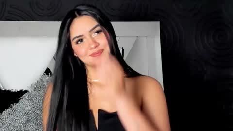 gigi wilden online show from 12-20-24, 02:16