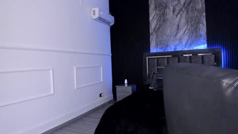 Snapshot of gigiidoll chatting on 01-23-25, 02:17 Gigi Doll online show from 01-23-25, 02:17