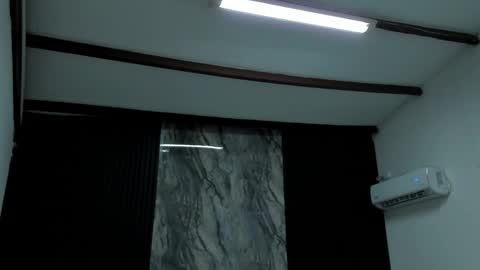 Snapshot of gigiidoll chatting on 09-12-25, 10:59 Gigi Doll online show from 09-12-25, 10:59