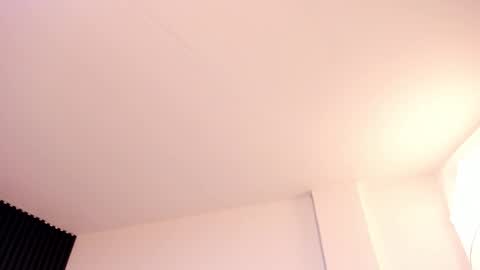 Snapshot of gigiidoll chatting on 10-01-25, 11:05 Gigi Doll online show from 10-01-25, 11:05