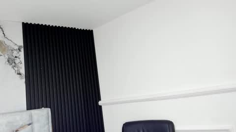 Snapshot of gigiidoll chatting on 10-16-25, 11:22 Gigi Doll online show from 10-16-25, 11:22