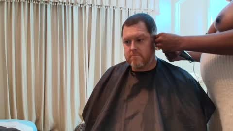 Snapshot of gigimcfee chatting on 11-10-25, 07:07 G Money online show from 11-10-25, 07:07