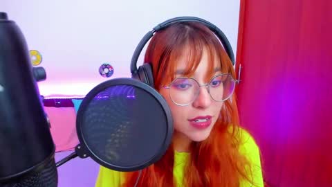 gigimooon online show from 09-13-25, 01:05