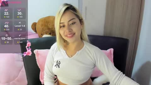 Gigi online show from 02-13-25, 10:43