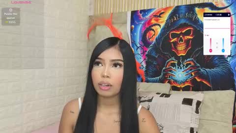 gigirose_ online show from 10-29-25, 08:21