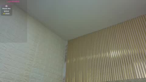 gigirose_ online show from 11-02-25, 09:06