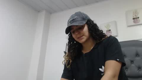 Giia  online show from 02-04-26, 04:13