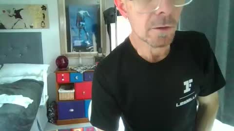 gillesguichard online show from 10-02-25, 09:38