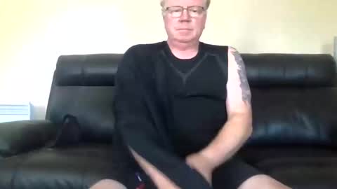 gimmmieoooo online show from 03-15-26, 02:17