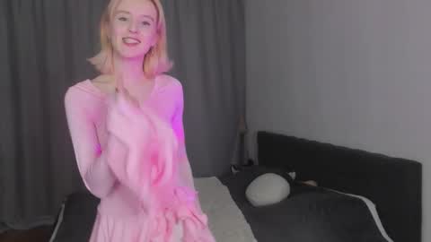 Gin online show from 11-06-25, 06:25