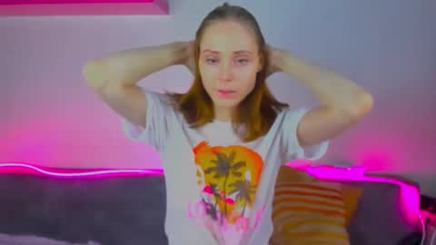 Gina online show from 10-10-25, 11:09