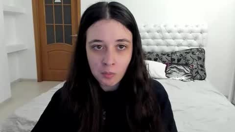 Kate online show from 10-03-25, 09:28