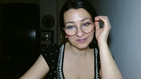 GinaONeon online show from 03-04-25, 12:07