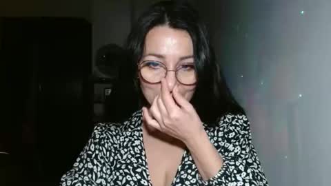 GinaONeon online show from 03-06-25, 08:27