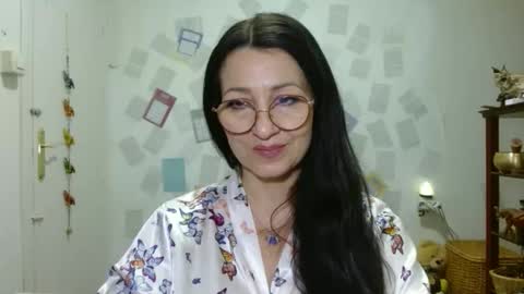 GinaONeon online show from 05-07-26, 08:03