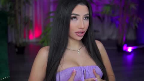 Gina online show from 10-28-25, 08:11