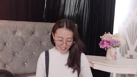Snapshot of ginevra_esposito chatting on 09-17-25, 12:51 Ginn online show from 09-17-25, 12:51