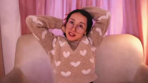Snapshot of ginevra_esposito chatting on 06-18-26, 12:20 Ginn online show from 06-18-26, 12:20