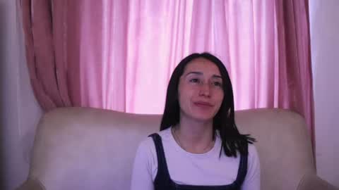Snapshot of ginevra_esposito chatting on 06-22-26, 12:46 Ginn online show from 06-22-26, 12:46