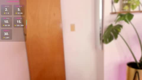 Julie online show from 10-20-25, 01:22