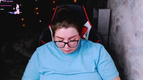 Snapshot of ginger_grayy chatting on 01-16-25, 01:37 Alexa here online show from 01-16-25, 01:37