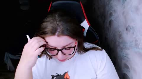 Snapshot of ginger_grayy chatting on 03-09-25, 12:21 Alexa here online show from 03-09-25, 12:21