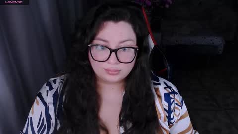 Snapshot of ginger_grayy chatting on 10-31-25, 08:43 Alexa here online show from 10-31-25, 08:43