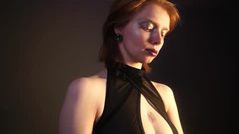        im expecting 350 thumbs up on my altar   online show from 02-18-25, 10:14