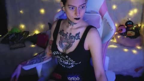 Snapshot of ginger_stay chatting on 03-25-26, 09:04 Ginger online show from 03-25-26, 09:04