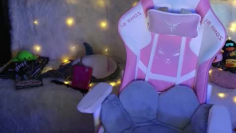 Snapshot of ginger_stay chatting on 03-28-26, 09:42 Ginger online show from 03-28-26, 09:42