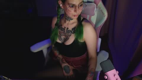 Ginger online show from 06-24-26, 09:58