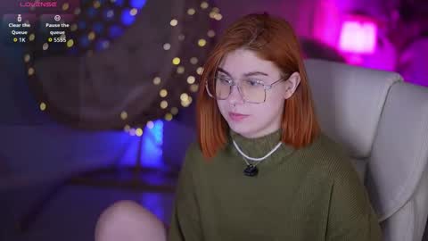 Snapshot of gingerrpink chatting on 03-25-26, 07:25 Ginger Pink online show from 03-25-26, 07:25