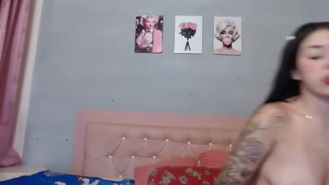 ginnifer_goodwin online show from 09-22-25, 12:40